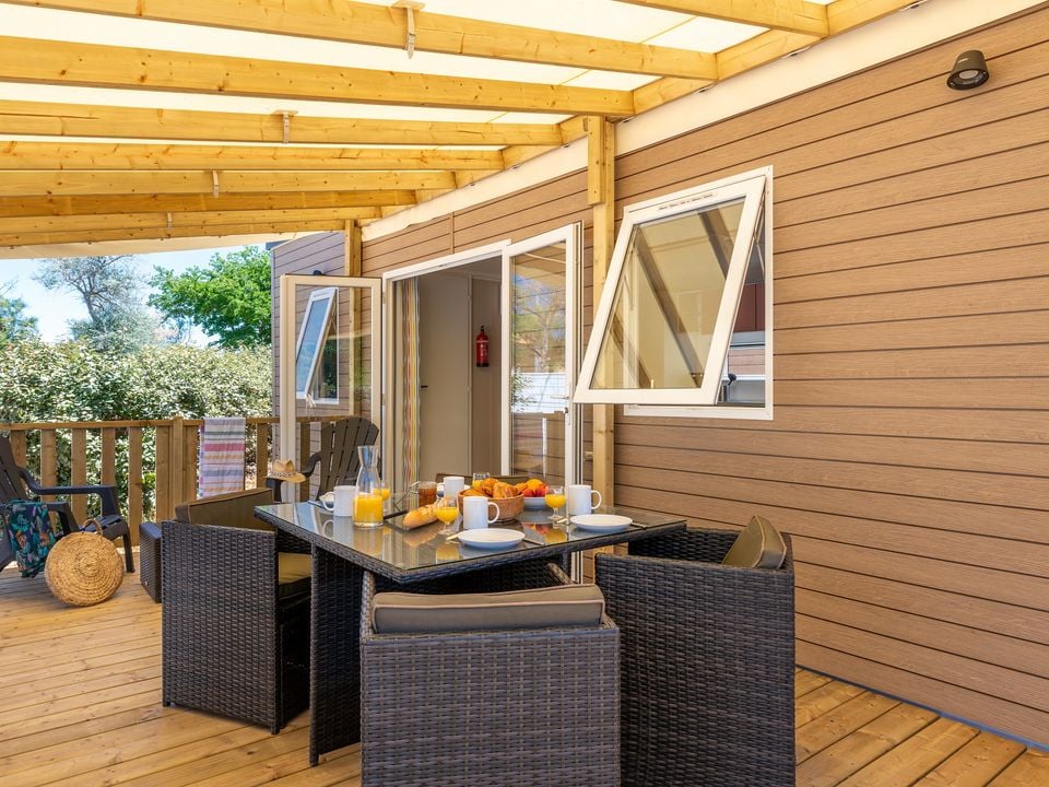Cliquez pour découvrir toutes les photos de l'HÉBERGEMENT ! mobil-home - Lanterna Premium Resort photo 2