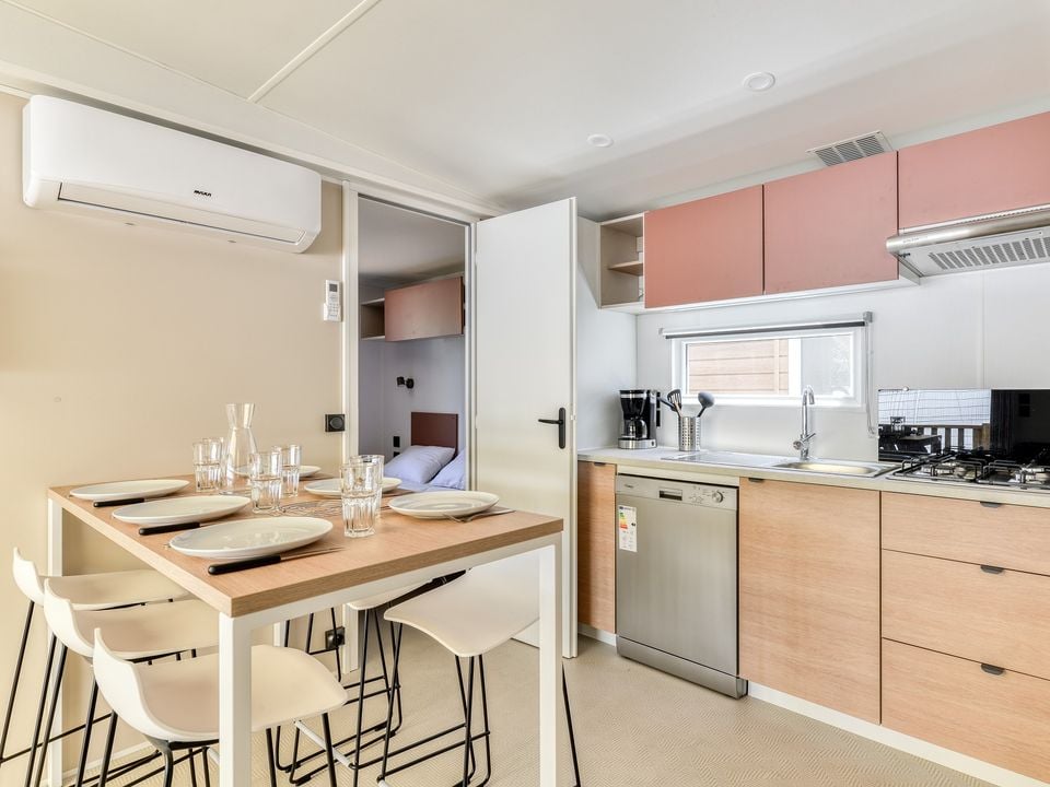 Cliquez pour découvrir toutes les photos de l'HÉBERGEMENT ! mobil-home - établissement Lanterna Premium Resort photo 3