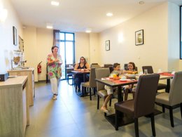 Camping Pas Cher vous présente avec son site Officiel campingpascher.fr, la Résidence Odalys Référence De La Plage classé 4 étoiles, située sur la commune de Pornichet dans le département Loire-atlantique (Pays De La Loire) en France. La résidence Odalys Référence De La Plage, vous présente un hébergement de type appartement de 40 m² pour 2 personnes et télévision. La résidence Odalys Référence De La Plage vous propose du sam. 13 décembre au sam. 20 décembre 2025 avec un DÉPART DEMAIN pour 7 nuits à 459€. Cette location propose 37 dates différentes pour réserver votre séjour. Découvrez également les 11 autres gammes d'hébergements de la résidence. Les Avis clients pour la Résidence Odalys Référence De La Plage sont excellents avec une note moyenne de 8 sur 10. Mer, Piscine chauffée, Piscine extérieure, Club enfants, Golf, Plongée,... En savoir plus : cliquez-ICI.