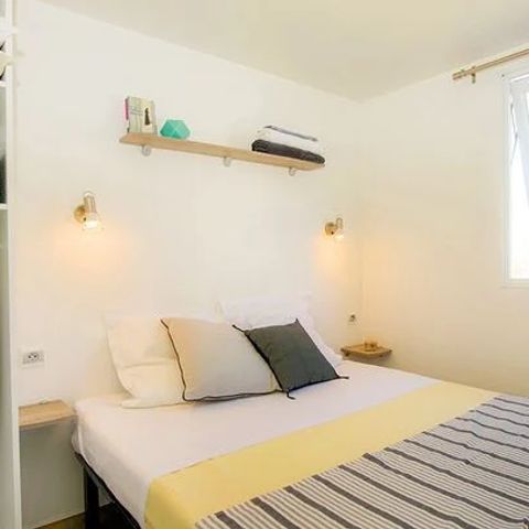 Cliquez pour découvrir toutes les photos de l'HÉBERGEMENT ! mobilhome - Novela Port La Nouvelle photo 4