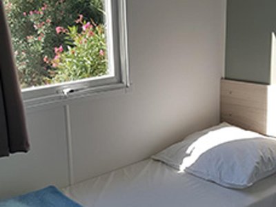 Cliquez pour découvrir toutes les photos de l'HÉBERGEMENT ! mobil-home - Cap Du Roc photo 3