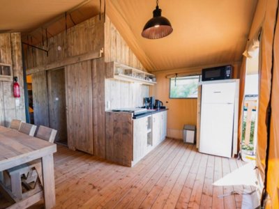 Cliquez pour découvrir toutes les photos de l'HÉBERGEMENT ! tente en toile et bois - SUNELIA Les Sablons photo 5