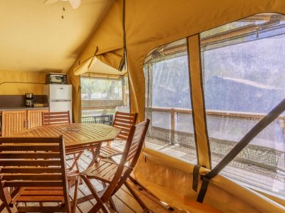 Cliquez pour découvrir toutes les photos de l'HÉBERGEMENT ! tente en toile et bois - Les Prés Du Verdon photo 3