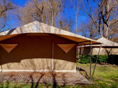 Cliquez pour découvrir toutes les photos de l'HÉBERGEMENT ! tente en toile et bois - Les Prés Du Verdon photo 3