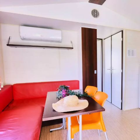 Cliquez pour découvrir toutes les photos de l'HÉBERGEMENT ! mobilhome - Du Couriou photo 3