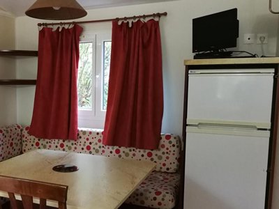 Cliquez pour découvrir toutes les photos de l'HÉBERGEMENT ! mobil-home - Domaine Du Lac De Néguenou photo 4