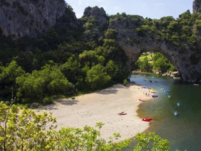 Cliquez pour découvrir toutes les photos de l'ÉTABLISSEMENT ! camping Ushuaïa Village Les Cruses photo 26