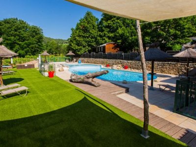 Cliquez pour découvrir toutes les photos de l'ÉTABLISSEMENT ! camping Ushuaïa Village Les Cruses photo 7