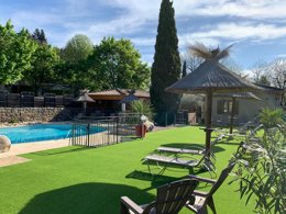 Camping Pas Cher vous présente avec son site Officiel campingpascher.fr, le Camping Ushuaïa Village Les Cruses classé 3 étoiles, situé sur la commune de Ribes dans le département Ardèche (Rhône Alpes) en France. Le camping Ushuaïa Village Les Cruses vous propose un hébergement de type hébergement insolite pour 4 personnes (télévision). Cet hébergement propose plus de 29 dates différentes pour réserver ! Pour dévouvrir la période la moins chère, consultez la rubrique 'Tarifs' et sélectionnez votre mois de départ. L'établissement vous propose 4 autres types d'hébergements. Découvrez tous nos séjours à petits prix dans la commune et aux alentours de Ribes du département : Ardèche (Rhône Alpes). Les Avis clients pour le Camping Ushuaïa Village Les Cruses sont excellents avec une note moyenne de 8 sur 10. Rivière, Piscine extérieure, Animations familiales, Aire de jeux enfants, Baby-foot, Centre équestre, Court de padel en extérieur, Flipper, Ping-pong, Pétanque, Randonnée, Terrain de football, Terrain de volley-ball, Bar, Dépôt de pain, Pizzeria, Plats à emporter, Snack/Bar, Épicerie,... En savoir plus : cliquez-ICI.
