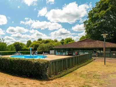 Cliquez pour découvrir toutes les photos de l'ÉTABLISSEMENT ! camping Flower Des Lacs photo 2