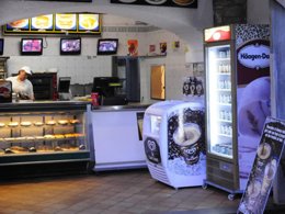 Camping Pas Cher vous présente avec son site Officiel campingpascher.fr, le Camping Playa Bara classé 4 étoiles, situé sur la commune de Roda De Bara dans le département Tarragone (Catalogne) en Espagne. Le camping Playa Bara, vous présente un hébergement de type mobil-home de 40 m² avec climatisation. Le camping Playa Bara vous proposeun séjour PAS CHER avec une REMISEdu sam. 02 mai au sam. 09 mai 2026, en promotion à -50% pour 7 nuits à 280 € au lieu de 560,0 € soit une Économie de 280 €. Cette location propose 69 dates différentes pour réserver votre séjour. Découvrez également les 3 autres gammes d'hébergements du camping. Les Avis clients pour le Camping Playa Bara sont excellents avec une note moyenne de 8 sur 10. Mer, Piscine couverte, Piscine extérieure, Animations familiales, Club enfants, Aire de jeux enfants, Canoë-kayak, Centre équestre, Court de tennis, Cyclisme, Golf, Jet-ski, Ping-pong, Piscine, Planche à voile, Plongée, Pétanque, Salle de fitness, Salle de jeux vidéo, Terrain de badminton, Terrain de football, Terrain de volley-ball, Terrain multisports, Bar, Restaurant, Snack/Bar, Épicerie,... En savoir plus : cliquez-ICI.