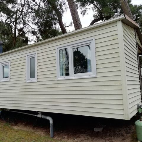 Cliquez pour découvrir toutes les photos de l'HÉBERGEMENT ! mobilhome - Village Vacances Sous Les Pins photo 5