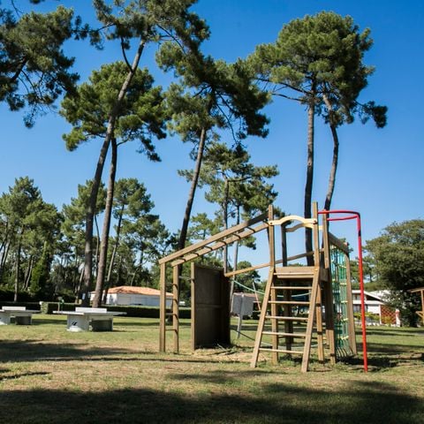 établissement Village Vacances Sous Les Pins photo 4