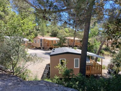 Cliquez pour découvrir toutes les photos de l'HÉBERGEMENT ! mobil-home - Le Cézanne photo 2