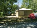 Cliquez pour découvrir toutes les photos de l'HÉBERGEMENT ! bungalow toilé - camping Le Merval photo 2