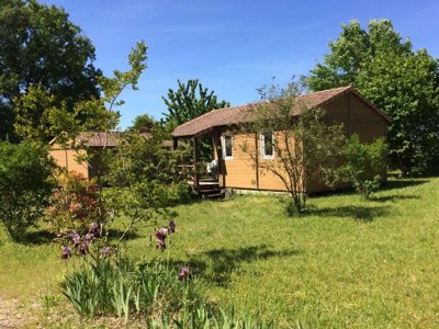 Cliquez pour découvrir toutes les photos de l'ÉTABLISSEMENT ! camping Les Chalets De Dordogne photo 3