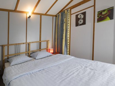 Cliquez pour découvrir toutes les photos de l'HÉBERGEMENT ! chalet - Domaine Papillon photo 7
