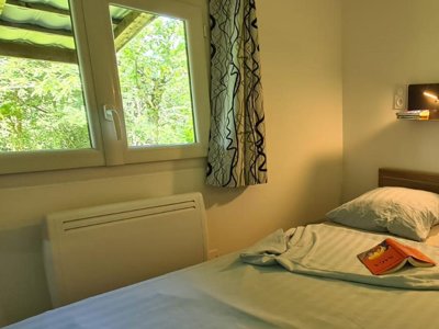 Cliquez pour découvrir toutes les photos de l'HÉBERGEMENT ! chalet - Domaine Papillon photo 6