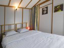 Cliquez pour découvrir toutes les photos de l'HÉBERGEMENT ! chalet - camping Domaine Papillon photo 7
