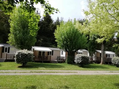 Cliquez pour découvrir toutes les photos de l'HÉBERGEMENT ! mobil-home - Le Pont photo 6