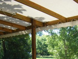 Camping Pas Cher vous présente avec son site Officiel campingpascher.fr, le Camping Universal classé 4 étoiles, situé sur la commune de Rochegude dans le département Gard (Languedoc-roussillon) en France. Le camping Universal vous propose un hébergement de type mobil-home de 34 m² avec climatisation (télévision). L'établissement vous propose 6 autres types d'hébergements. Découvrez tous nos séjours à petits prix dans la commune et aux alentours de Rochegude du département : Gard (Languedoc-roussillon). Les Avis clients pour le Camping Universal sont excellents avec une note moyenne de 8 sur 10. Piscine chauffée, Piscine extérieure, Animation enfants, Animations familiales, Aire de jeux enfants, Baby-foot, Canoë-kayak, Centre équestre, Flipper, Golf, Ping-pong, Piscine, Pétanque, Terrain de football, Bar, Plats à emporter, Snack/Bar, Épicerie,... En savoir plus : cliquez-ICI.