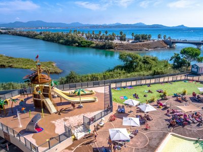 Cliquez pour découvrir toutes les photos de l'ÉTABLISSEMENT ! établissement De Saint Aygulf Plage photo 8