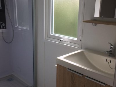 Cliquez pour découvrir toutes les photos de l'HÉBERGEMENT ! mobil-home - Village La Rivière Fleurie photo 6