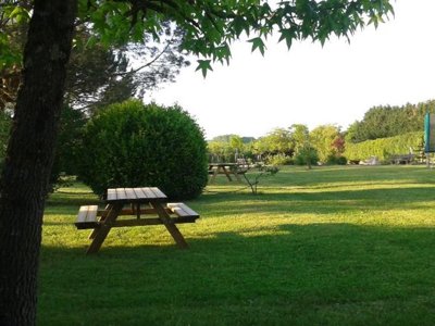 Cliquez pour découvrir toutes les photos de l'ÉTABLISSEMENT ! camping Village La Rivière Fleurie photo 4