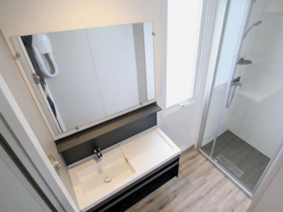 Cliquez pour découvrir toutes les photos de l'HÉBERGEMENT ! mobil-home - Le Bosc photo 3