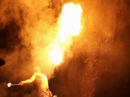 Camping Pas Cher vous présente avec son site Officiel campingpascher.fr, le Camping Le Bosc classé 4 étoiles, situé sur la commune de Saint Cyprien dans le département Pyrénées-orientales (Languedoc Roussillon) en France. Le camping Le Bosc, vous présente un hébergement de type mobil-home de 30 m² pour 6 personnes avec climatisation et télévision. Le camping Le Bosc vous proposeun séjour PAS CHER avec une REMISEdu sam. 03 octobre au sam. 10 octobre 2026, en promotion à -32% pour 7 nuits à 229 € au lieu de 337,0 € soit une Économie de 108 €. Cette location propose 26 dates différentes pour réserver votre séjour. Découvrez également les 2 autres gammes d'hébergements du camping. Les Avis clients pour le Camping Le Bosc sont excellents avec une note moyenne de 8 sur 10. Parc aquatique, Piscine extérieure, Animations familiales, Club enfants, Aire de jeux enfants, Baby-foot, Canoë-kayak, Court de tennis, Cyclisme, Golf, Parcours sportif, Ping-pong, Piscine, Planche à voile, Pétanque, Salle de jeux vidéo, Terrain multisports, Bar, Snack/Bar, Épicerie,... En savoir plus : cliquez-ICI.