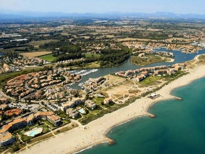 Cliquez pour découvrir toutes les photos de l'ÉTABLISSEMENT ! établissement Le Roussillon photo 18
