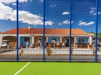 Cliquez pour découvrir toutes les photos de l'ÉTABLISSEMENT ! établissement Le Roussillon photo 21