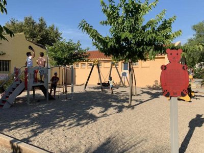 Cliquez pour découvrir toutes les photos de l'ÉTABLISSEMENT ! établissement Le Roussillon photo 23
