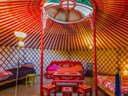 Cliquez pour découvrir toutes les photos de l'HÉBERGEMENT ! hébergement insolite - camping Les Dis Village Insolite photo 2