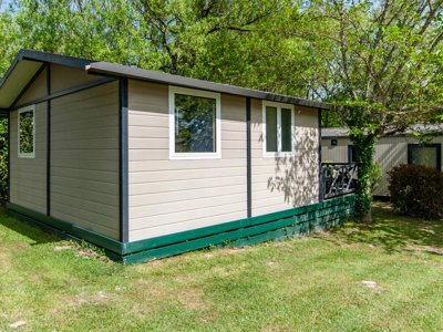 Cliquez pour découvrir toutes les photos de l'HÉBERGEMENT ! chalet - Les Etangs De Plessac photo 3