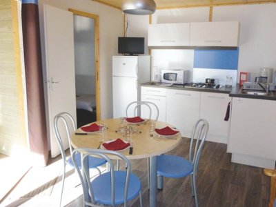 Cliquez pour découvrir toutes les photos de l'HÉBERGEMENT ! chalet - Signol photo 2