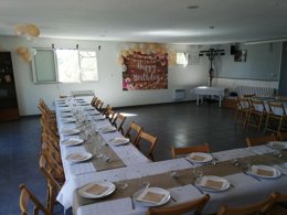 Camping Pas Cher vous présente avec son site Officiel campingpascher.fr, le Camping Domaine Vallée Du Tarn classé 3 étoiles, situé sur la commune de Saint Cirgue dans le département Tarn (Midi Pyrénées) en France. Le camping Domaine Vallée Du Tarn vous propose un hébergement de type chalet de 57 m² avec climatisation (télévision). L'établissement vous propose 5 autres types d'hébergements. Découvrez tous nos séjours à petits prix dans la commune et aux alentours de Saint Cirgue du département : Tarn (Midi Pyrénées). Les Avis clients pour le Camping Domaine Vallée Du Tarn sont excellents avec une note moyenne de 8 sur 10. Piscine extérieure, Animations familiales, Club enfants, Aire de jeux enfants, Baby-foot, Centre équestre, Ping-pong, Pétanque, Randonnée, Terrain multisports, Dépôt de pain, Snack/Bar, Épicerie,... En savoir plus : cliquez-ICI.