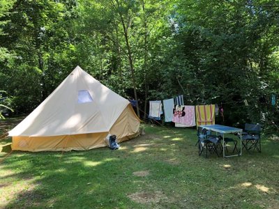 Cliquez pour découvrir toutes les photos de l'ÉTABLISSEMENT ! camping Moulin De Chaules photo 16