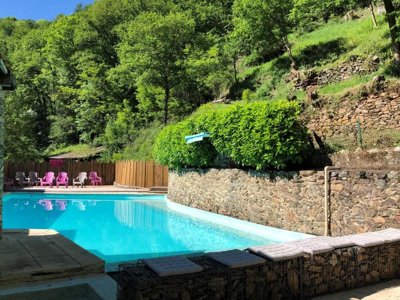 Cliquez pour découvrir toutes les photos de l'ÉTABLISSEMENT ! camping Moulin De Chaules photo 2