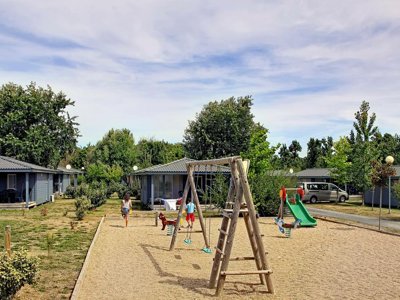 camping Les Hameaux Des Marines photo 9