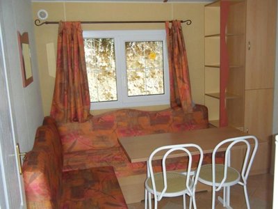 Cliquez pour découvrir toutes les photos de l'HÉBERGEMENT ! mobil-home - Le Roc De Lavandre photo 3
