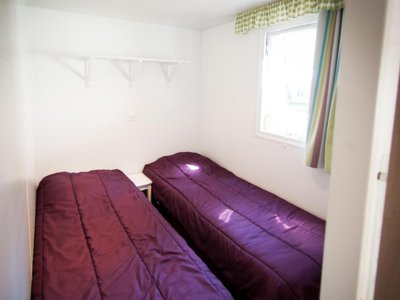 Cliquez pour découvrir toutes les photos de l'HÉBERGEMENT ! mobil-home - Les Cyprès photo 4