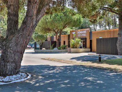 Cliquez pour découvrir toutes les photos de l'ÉTABLISSEMENT ! camping Domaine Des Pins photo 11