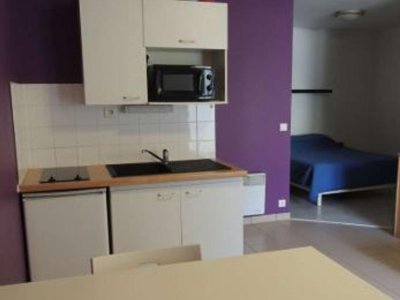 Cliquez pour découvrir toutes les photos de l'HÉBERGEMENT ! appartement - Domaine Des Pins photo 7