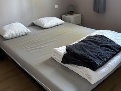 Cliquez pour découvrir toutes les photos de l'HÉBERGEMENT ! appartement - Domaine Des Pins photo 6