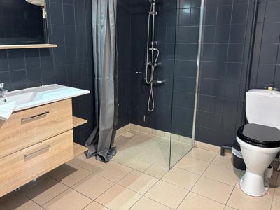 Cliquez pour découvrir toutes les photos de l'HÉBERGEMENT ! appartement - Domaine Des Pins photo 5