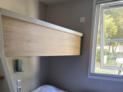 Cliquez pour découvrir toutes les photos de l'HÉBERGEMENT ! mobil-home - Domaine Des Pins photo 9