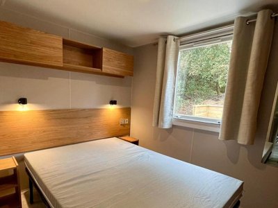Cliquez pour découvrir toutes les photos de l'HÉBERGEMENT ! mobil-home - Domaine Des Pins photo 3