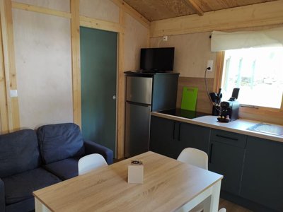 Cliquez pour découvrir toutes les photos de l'HÉBERGEMENT ! chalet - Domaine Des Pins photo 3