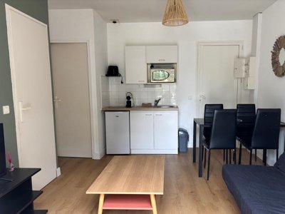 Cliquez pour découvrir toutes les photos de l'HÉBERGEMENT ! appartement - Domaine Des Pins photo 6